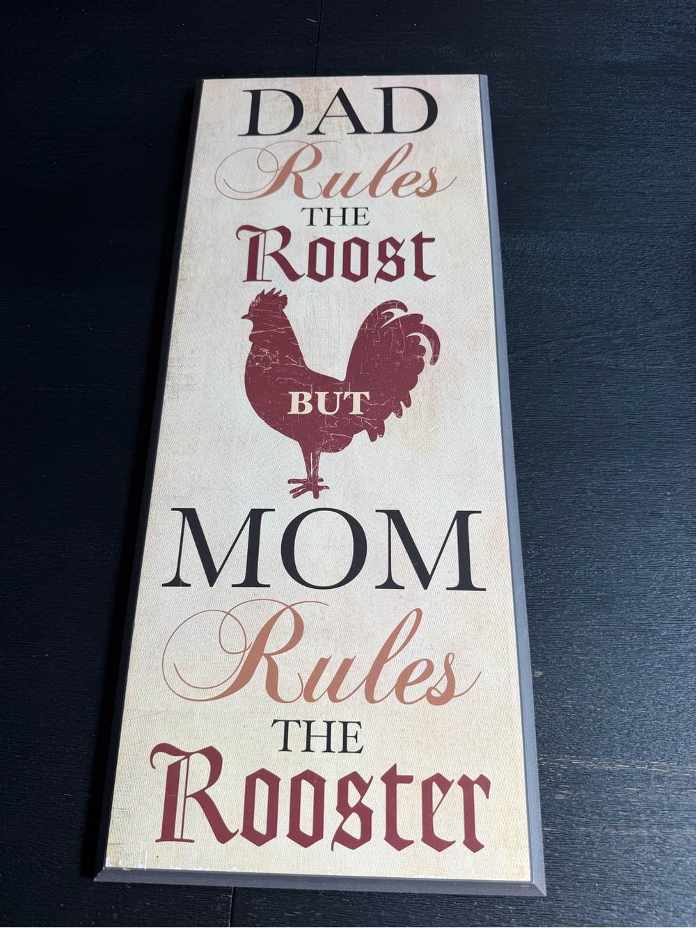 Source Unknown Cream and Burgundy 'Dad Rules the Roost' Rooster Wall Sign